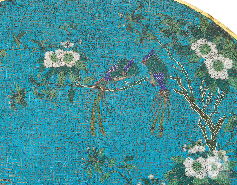 清乾隆至嘉慶 掐絲琺琅花間綬帶圖大圓屏  CHINA, QING DYNASTY, QIANLONG-JIAQING PERIOD (1736-1820) - 图5